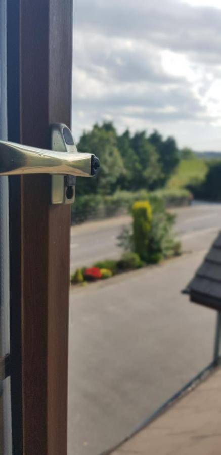 The Madden Guest House Gilford Екстериор снимка