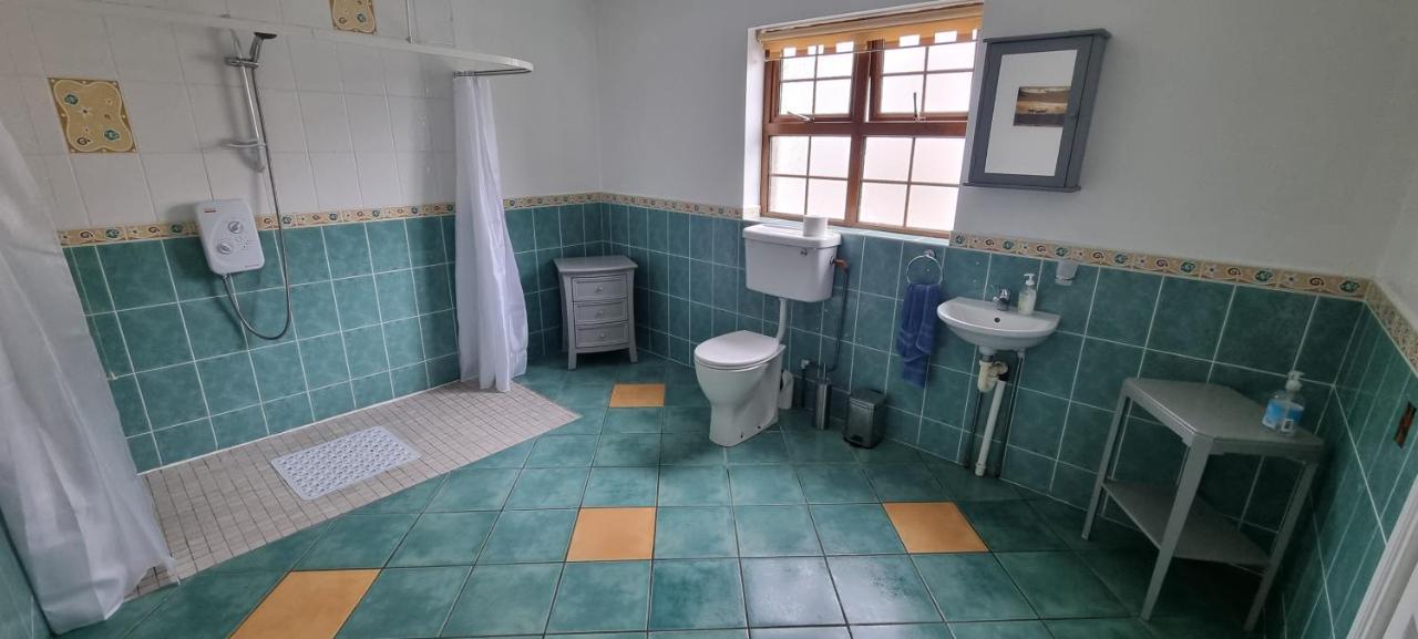 The Madden Guest House Gilford Екстериор снимка